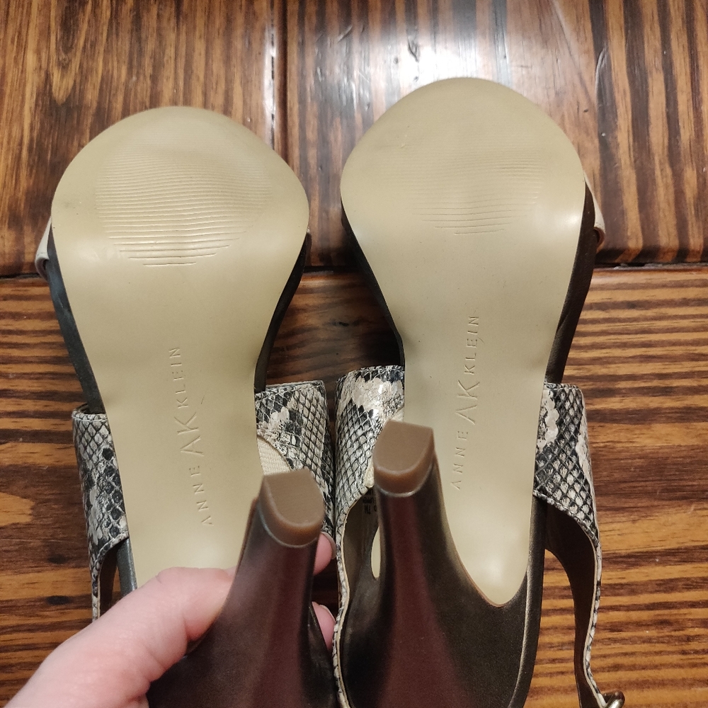 Anne Klein Python Heels - Picture 4 of 4